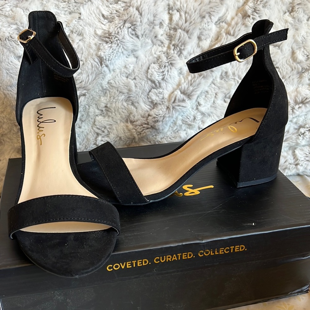 lulus harper black suede ankle strap heels size 7